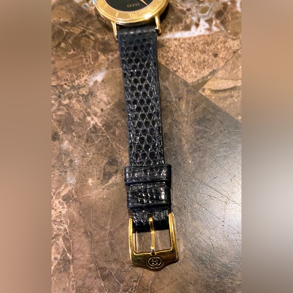 GUCCI Women’s 18k Gold Plated 3000L Quartz Watch/Leather Strap (Authentic) main image 8